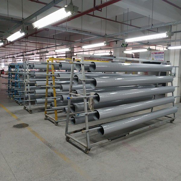 耐酸碱的连续缠绕玻璃钢管怎样能抗12级台风-[雅日玻璃钢]