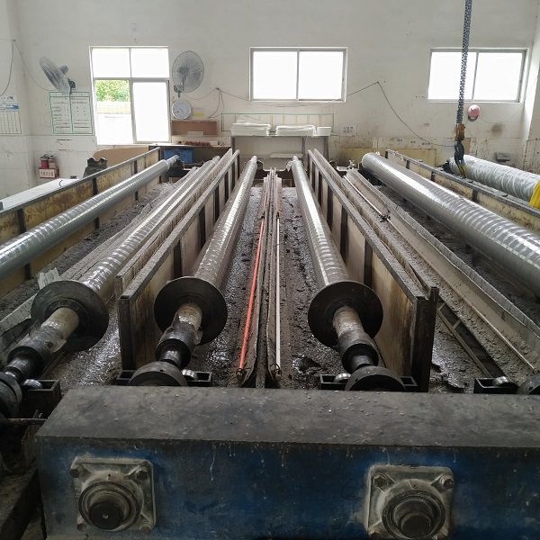 纤维缠绕玻璃钢管 纤维缠绕玻璃钢管