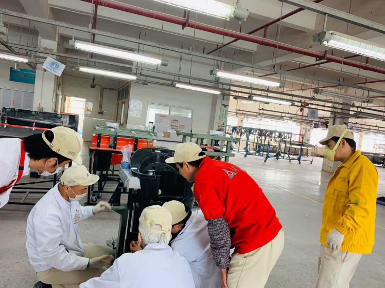 安徽生产玻璃钢汽车配件厂家直销 安徽生产玻璃钢汽车配件厂家直销