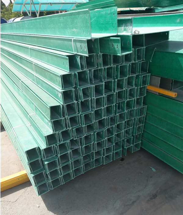 深圳玻璃钢电缆桥架多少钱？玻璃钢桥架的优点有哪些？