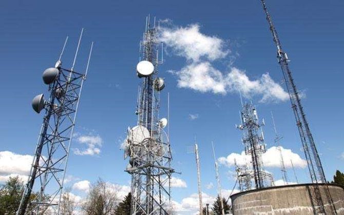 玻璃钢天线罩动中通 玻璃钢天线罩动中通